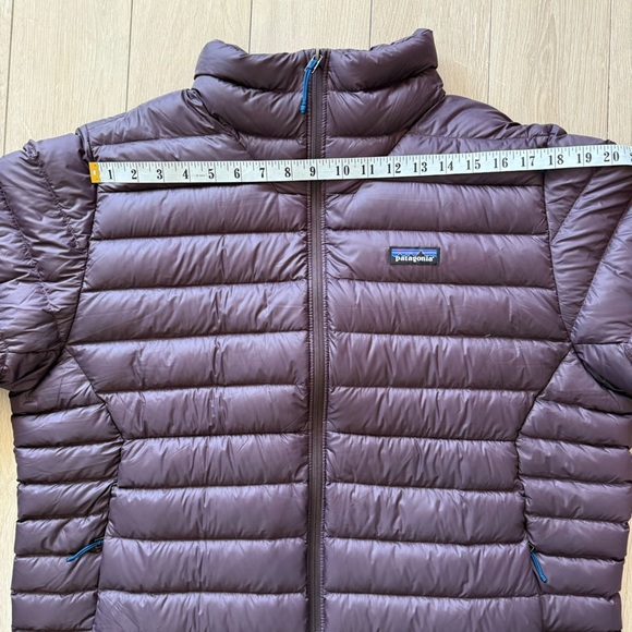 NWT Patagonia Down Puffer Jacket Men’s Size XL Obsidian Plum 84675FA23 $349+MSRP - Picture 9 of 10